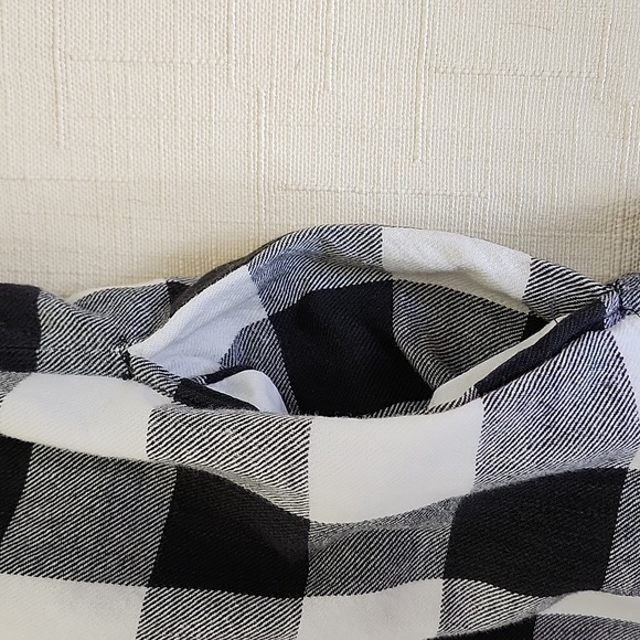 Arrow Sportswear Men's Black and White Buffalo Check Jacket w/Quilted Interior - Picture 10 of 14